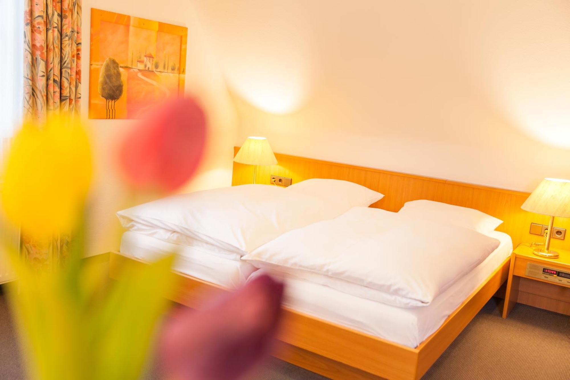 Hotel Restaurant Jaegerhof Weisendorf Chambre photo